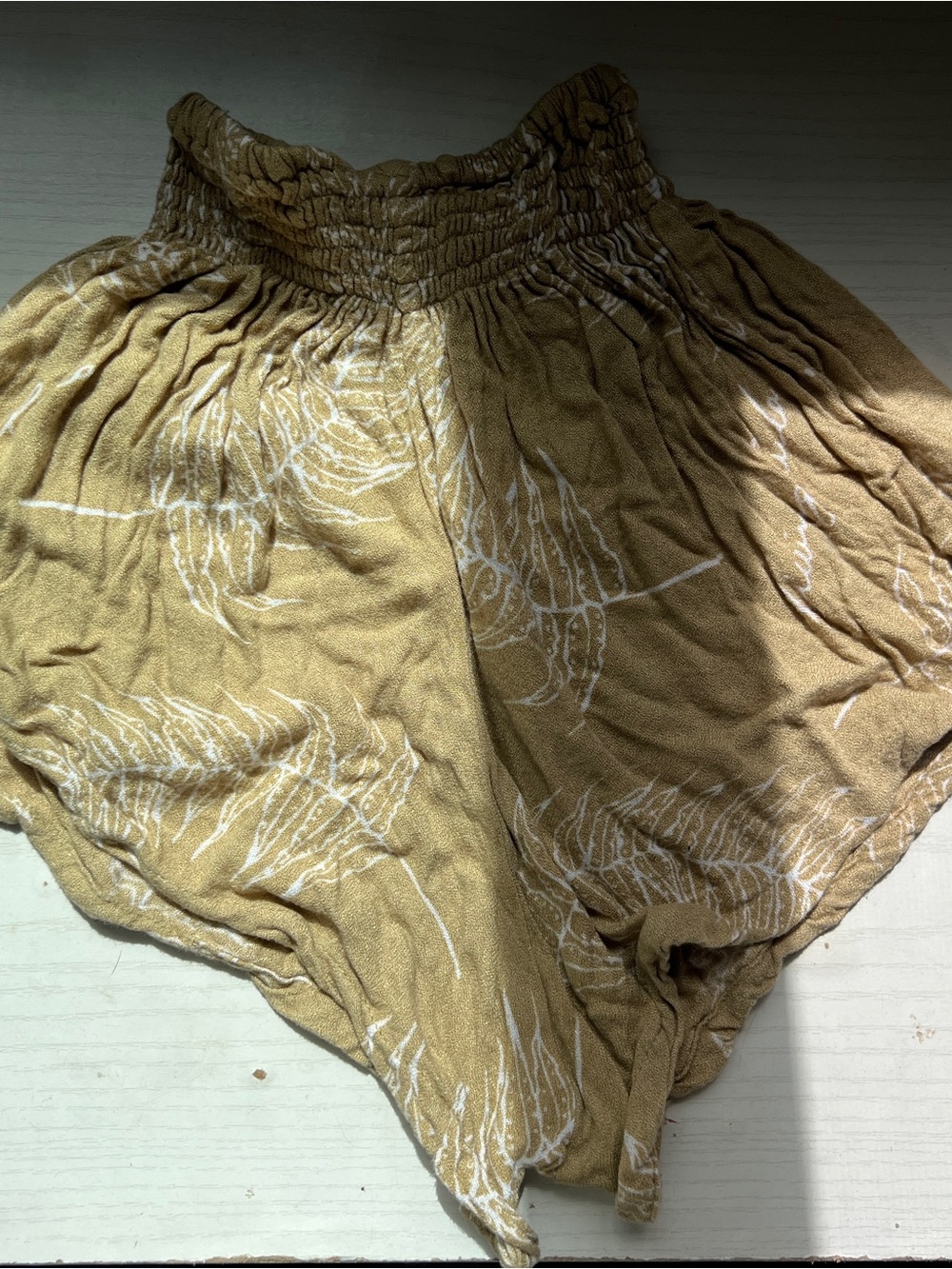Girls Olive Green Smocked Waist Printed Shorts